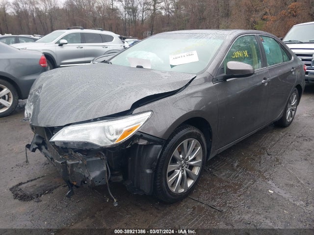 Toyota CAMRY XLE 2015 4T1BF1FK8FU941084 Image 2