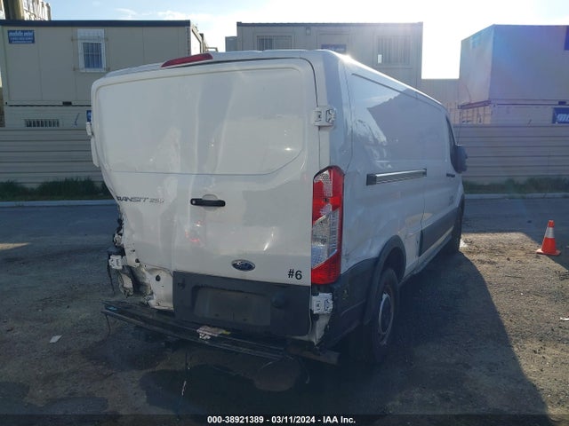 Ford Transit-250 2020 1FTBR1Y83LKA09086 Image 18