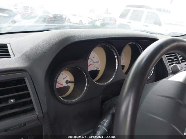 Dodge Challenger Sxt Plus 2014 2C3CDYAG9EH136999 Image 7