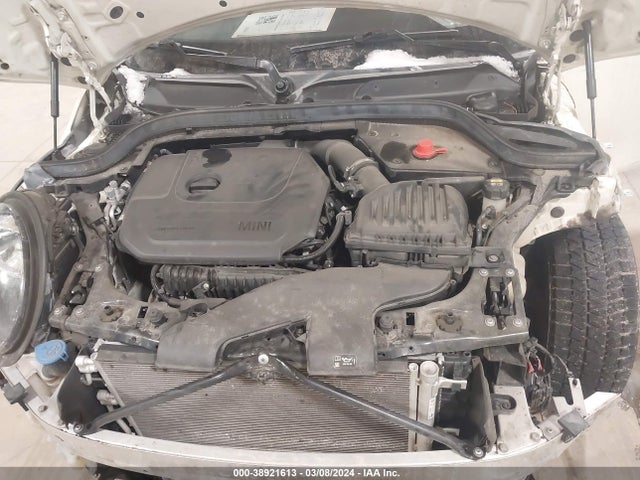 2020 MINI HARDTOP WMWXU7C06L2M10234 Photo 9