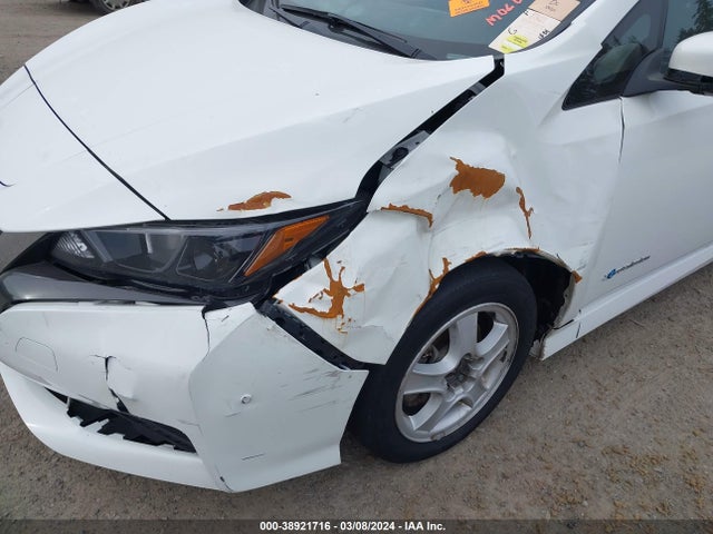 Nissan LEAF S 2018 1N4AZ1CPXJC307948 Image 18