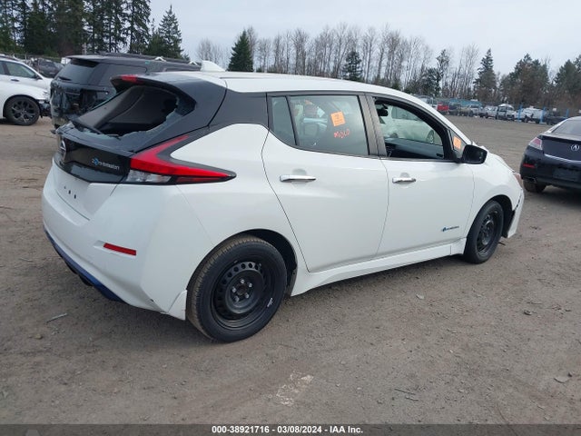 Nissan LEAF S 2018 1N4AZ1CPXJC307948 Image 4