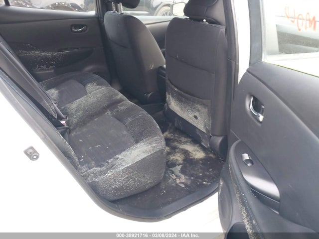 Nissan LEAF S 2018 1N4AZ1CPXJC307948 Image 8