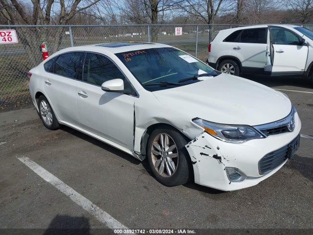2014 4T1BK1EB8EU084423 main image
