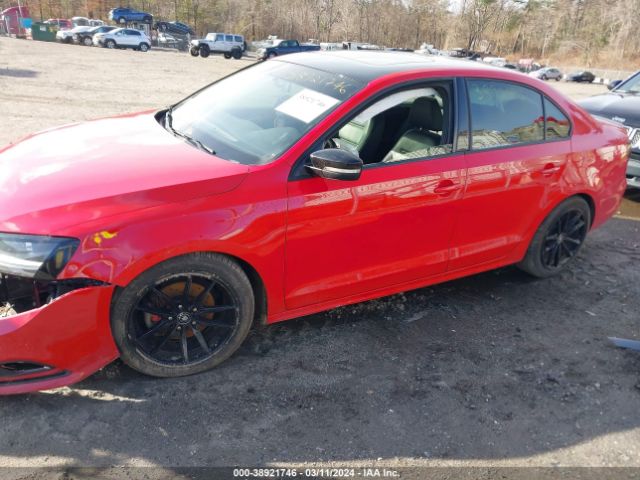 3VWD17AJ3JM232733 Volkswagen Jetta 1.8t Se Sport