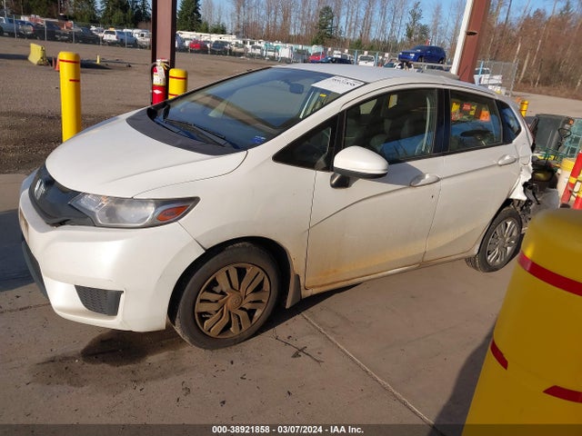 Honda FIT LX 2016 JHMGK5H57GX017030 Image 2