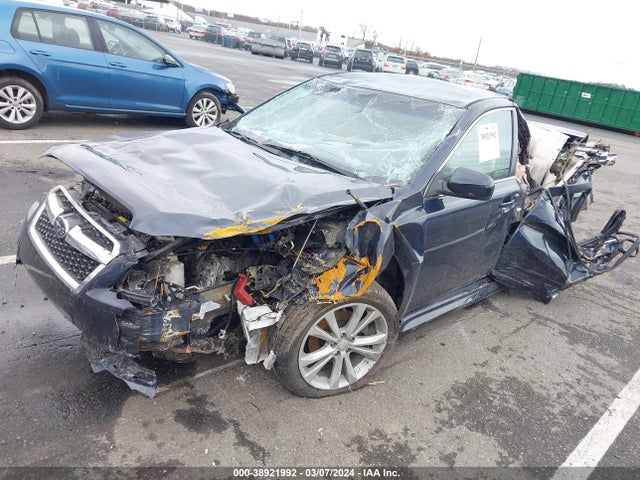 Subaru Legacy 2.5i Premium 2014 4S3BMBC67E3007123 Image 2