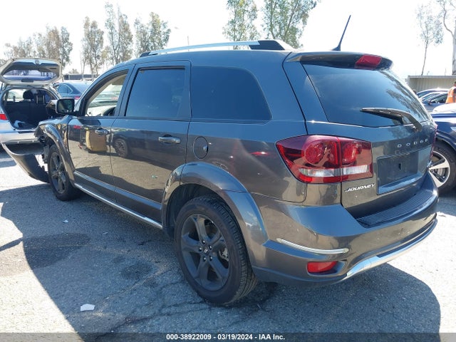 Dodge Journey Crossroad 2019 3C4PDCGB0KT731741 Image 3