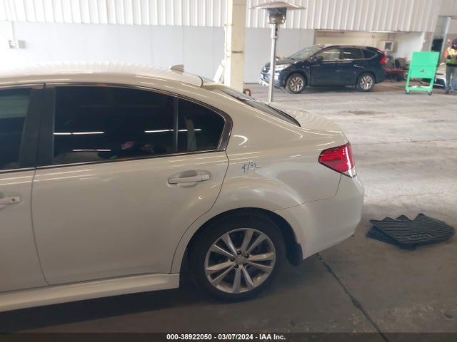 4S3BMBC6XE3018729 Subaru Legacy 2.5i Premium