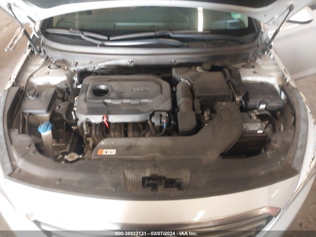 Hyundai SONATA SE 2017 5NPE24AF6HH542129 Image 10