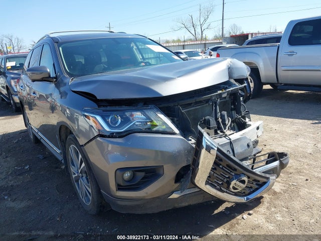 Nissan Pathfinder Platinum 2019 5N1DR2MN7KC649493 Image 1