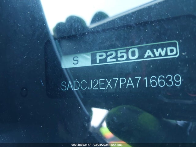 2023 JAGUAR F-PACE SADCJ2EX7PA716639 Photo 8