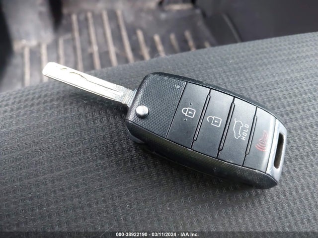 KIA Sorento Lx V6 2014 5XYKTDA71EG504738 Image 11