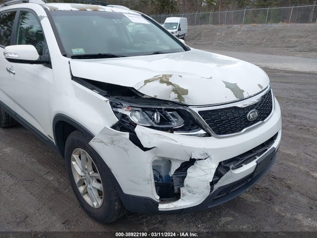 KIA Sorento Lx V6 2014 5XYKTDA71EG504738 Image 6