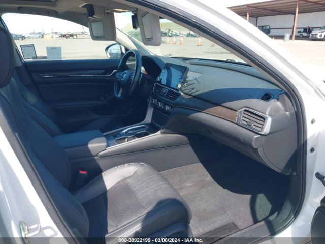1HGCV3F95KA022497 Honda Accord Hybrid Touring