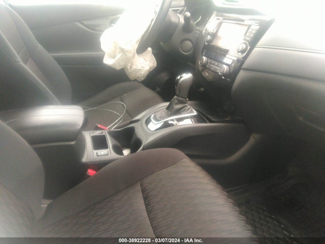 Nissan ROGUE SV 2017 5N1AT2MV3HC746977 Image 5