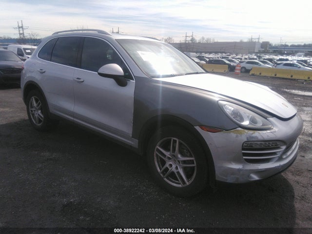 2011 PORSCHE CAYENNE WP1AA2A28BLA00096 Photo 0