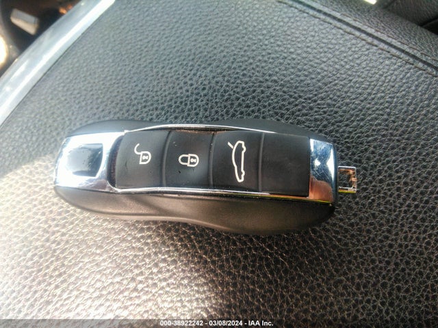 2011 PORSCHE CAYENNE WP1AA2A28BLA00096 Photo 10