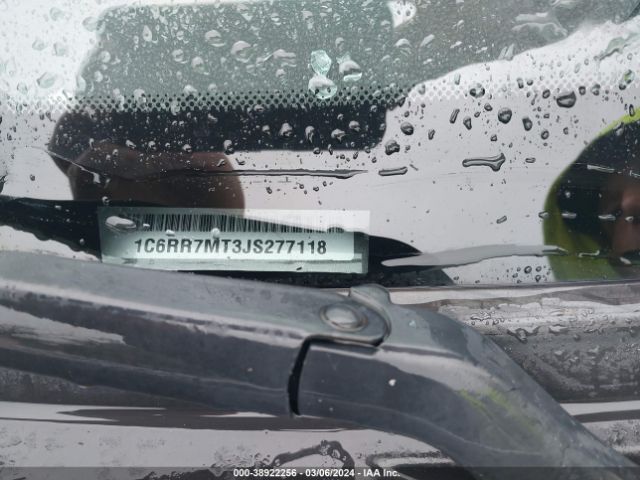 1C6RR7MT3JS277118 RAM 1500 Sport
