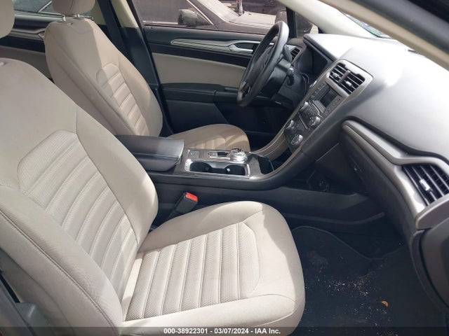 Ford FUSION S 2018 3FA6P0G79JR256525 Image 5