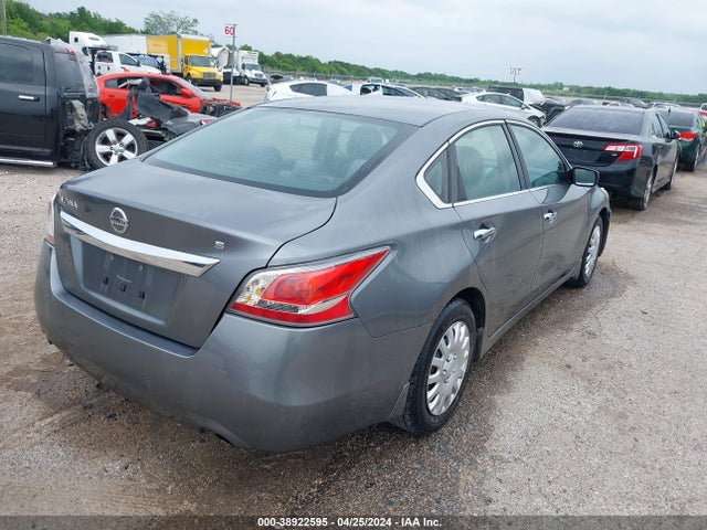 Nissan Altima 2.5 S 2015 1N4AL3AP1FC146218 Image 4
