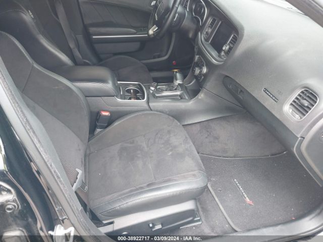 2C3CDXGJ9JH272413 Dodge Charger R/t Scat Pack Rwd