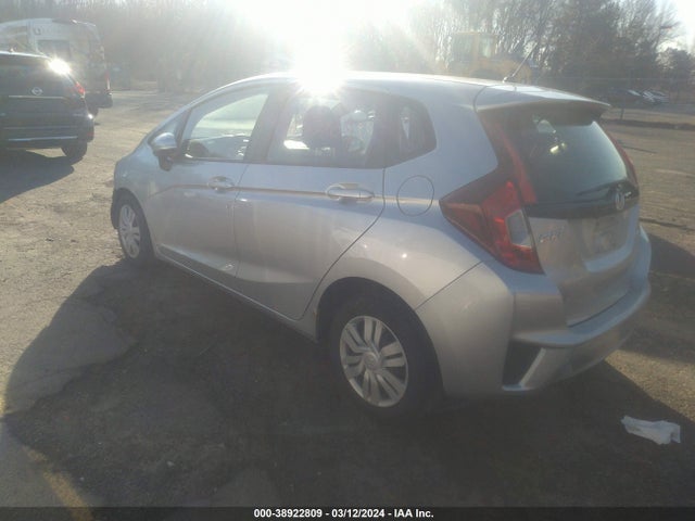 Honda FIT LX 2016 JHMGK5H58GX005162 Image 3