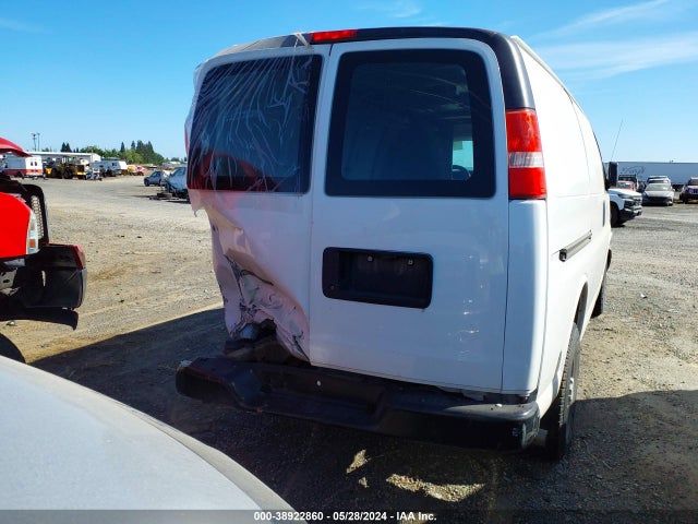 Chevrolet Express 2500 Work Van 2017 1GCWGAFF7H1132380 Image 16