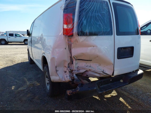 Chevrolet Express 2500 Work Van 2017 1GCWGAFF7H1132380 Image 3