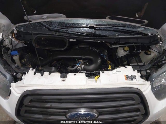 Ford Transit-250 2017 1FTYR1YM6HKA63738 Image 10