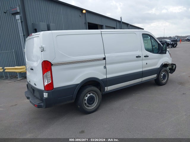 Ford Transit-250 2017 1FTYR1YM6HKA63738 Image 4