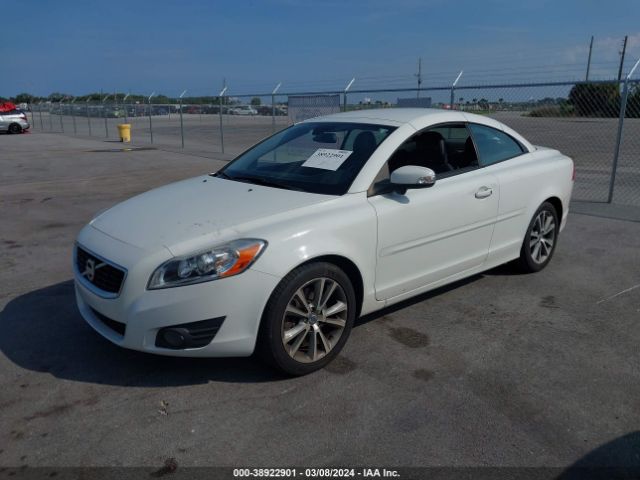 2011 VOLVO C70 YV1672MC5BJ109566 Photo 1