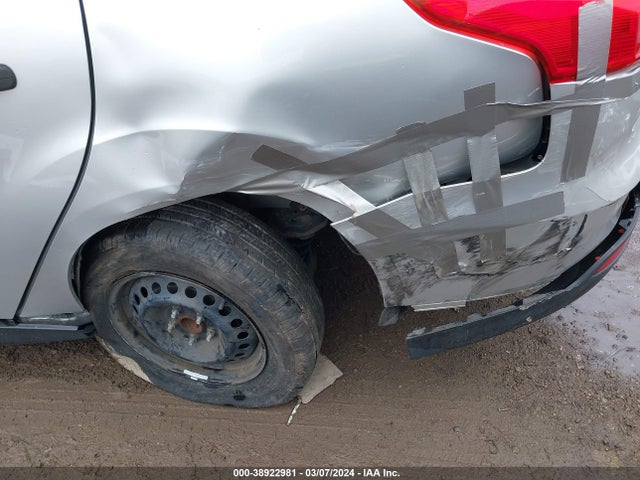 Ford FOCUS S 2017 1FADP3E20HL222174 Image 17