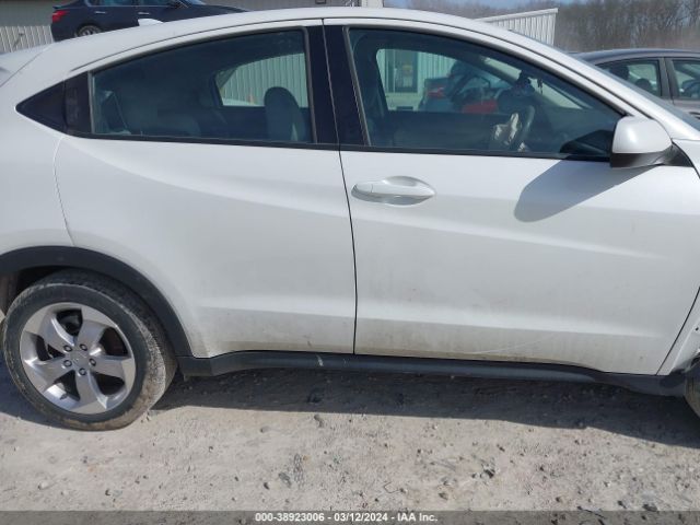 3CZRU6H39NM740772 Honda Hr-v Awd Lx