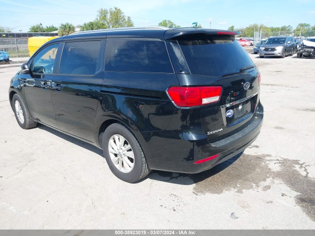 KIA SEDONA LX 2016 KNDMB5C16G6094437 Image 3