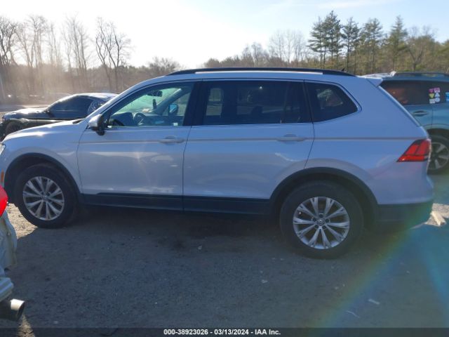 3VV2B7AX2KM063187 Volkswagen Tiguan