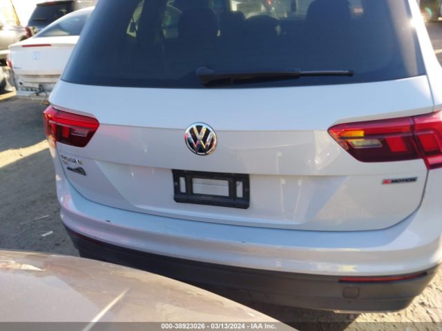 3VV2B7AX2KM063187 Volkswagen Tiguan