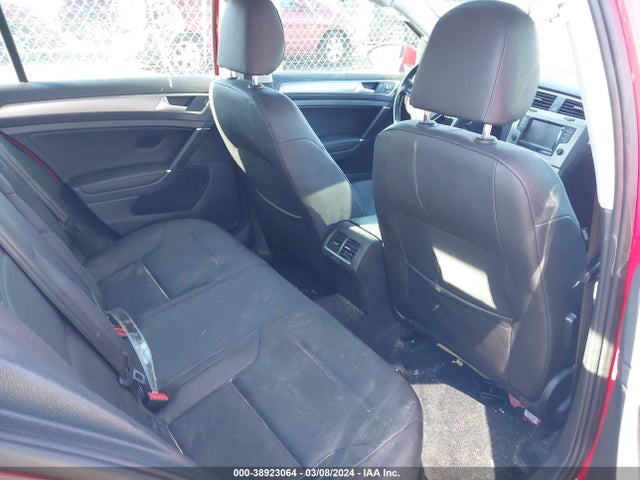 3VWRA7AU7FM046099 Volkswagen Golf Tdi Se 4-door
