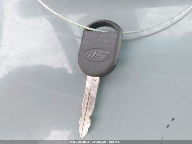 2005 FORD ESCAPE LIMITED VIN: 1FMCU94125KA15664