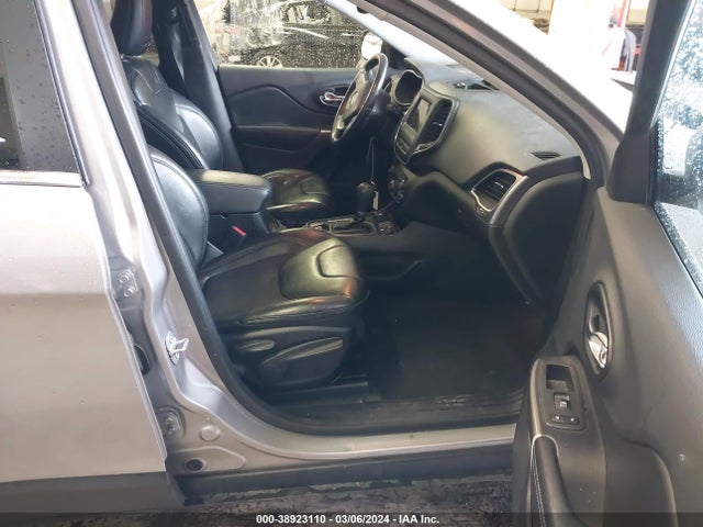 1C4PJMLB6KD260799 Jeep Cherokee Latitude Plus 4x4