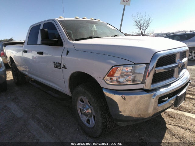 2018 3C6UR5HL3JG289754 main image