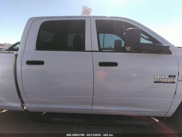 RAM 2500 Tradesman  4x4 8' Box 2018 3C6UR5HL3JG289754 Image 13