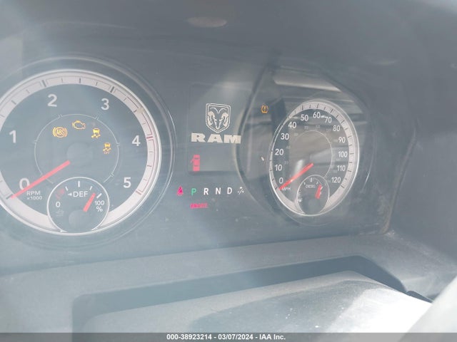 Aukcja sprzedaży 2018 Ram 2500 Tradesman  4x4 8' Box, vin: 3C6UR5HL7JG295993, numer aukcji: 38923214