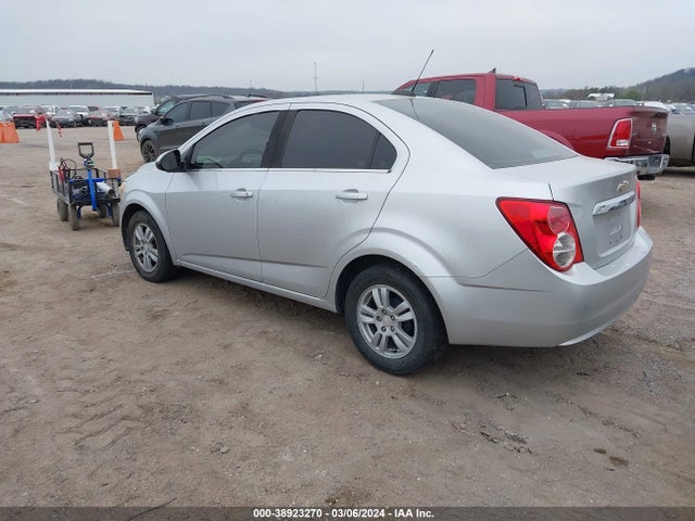 Chevrolet Sonic Lt Auto 2016 1G1JC5SHXG4137910 Image 3