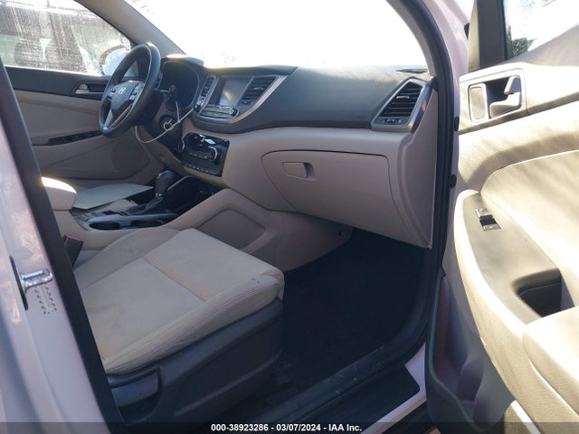Hyundai TUCSON SEL 2018 KM8J33A4XJU670787 Image 5