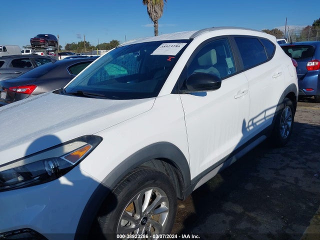 Hyundai TUCSON SEL 2018 KM8J33A4XJU670787 Image 6