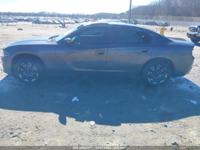 2C3CDXBG5KH657299 Dodge Charger Sxt Rwd