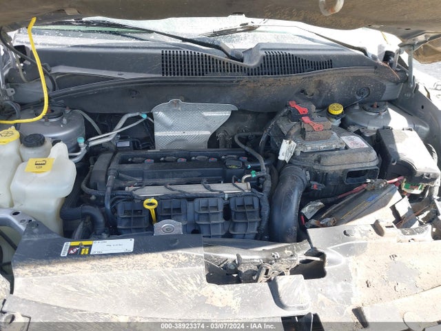 38923374 :رقم المزاد ، 1C4NJCBA2FD138182 vin ، 2015 Jeep Compass Sport مزاد بيع