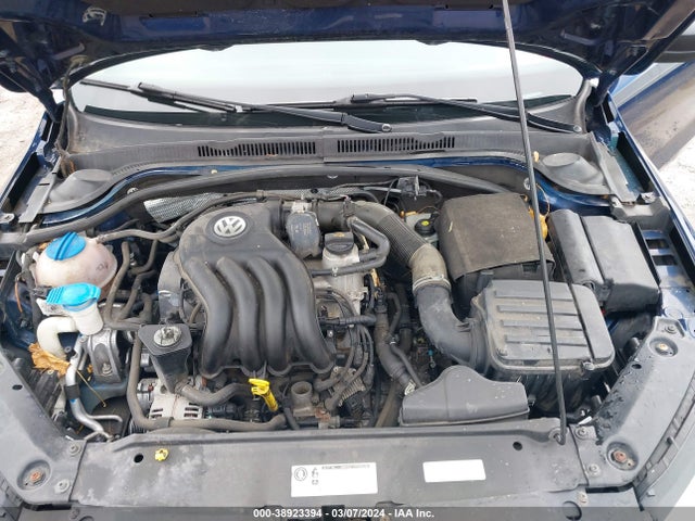 Volkswagen Jetta 2.0l S 2014 3VW2K7AJ8EM329727 Image 10