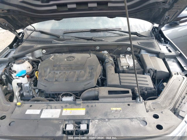 1VWBA7A33NC008460 Volkswagen Passat 2.0t Limited Edition